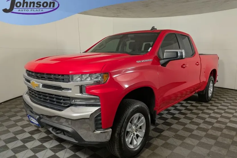 2020 Chevrolet Silverado 1500 LT photo 1