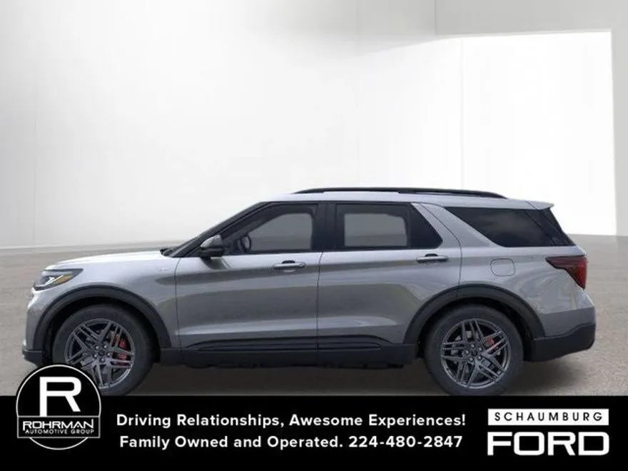 2025 Ford Explorer ST-Line photo 1