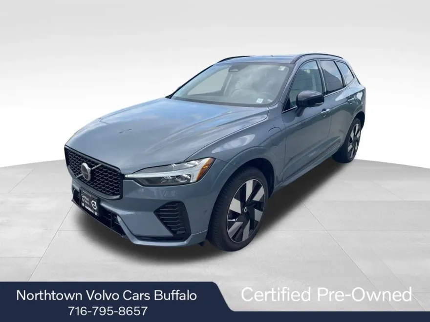 2023 Volvo XC60 Recharge Hybrid T8 Plus photo 1