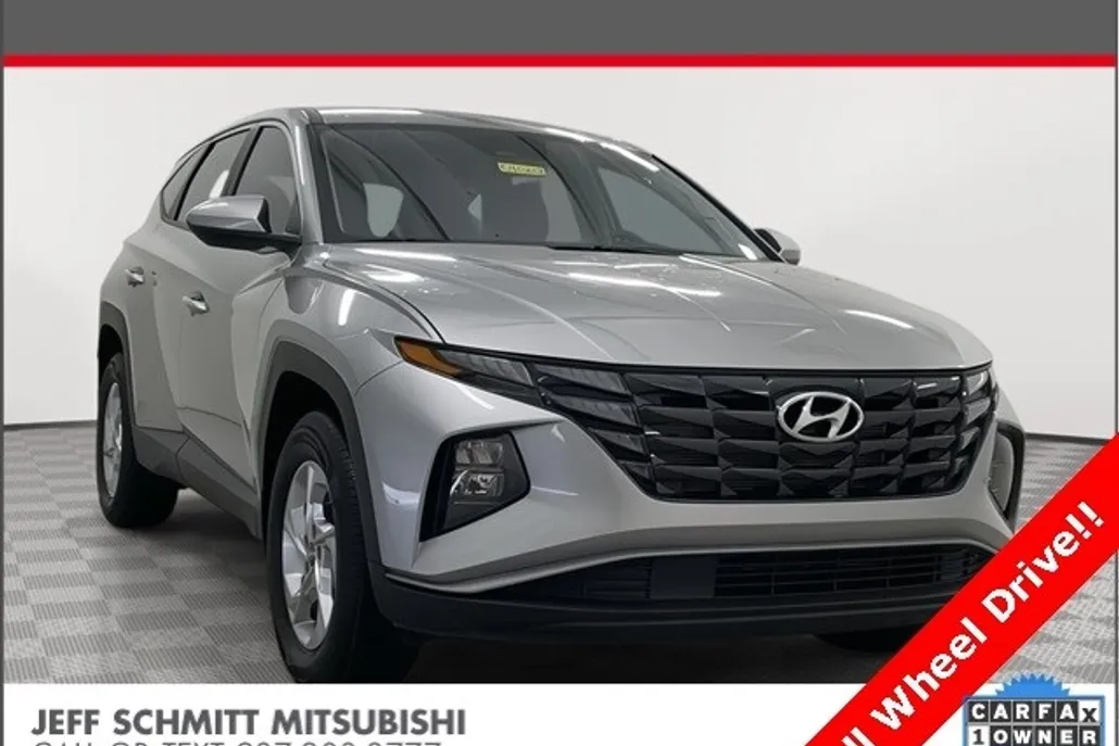 2024 Hyundai Tucson SE photo 1