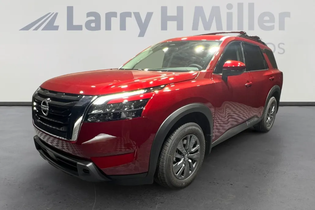 2025 Nissan Pathfinder SV photo 1