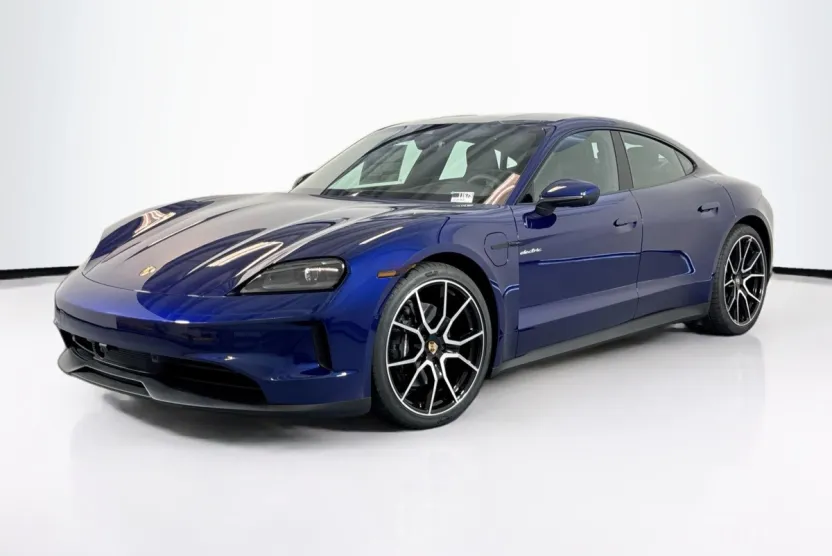 2025 Porsche Taycan 4 photo 1