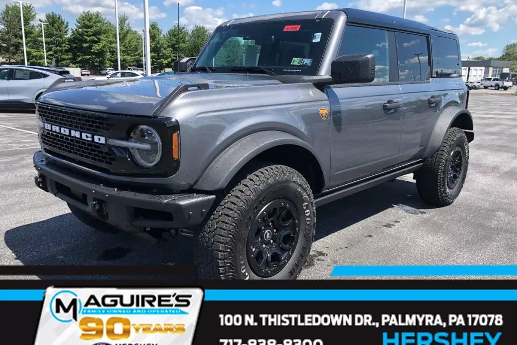 2025 Ford Bronco Badlands photo 1