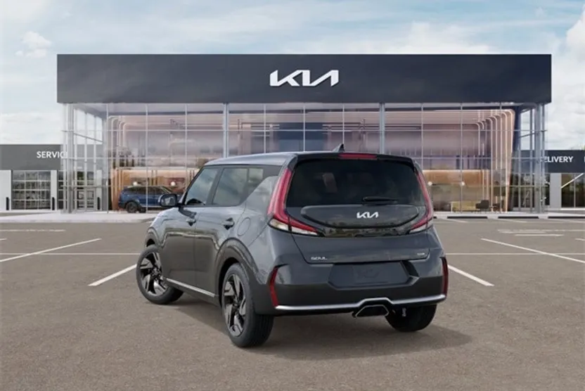 2025 Kia Soul GT-Line photo 1