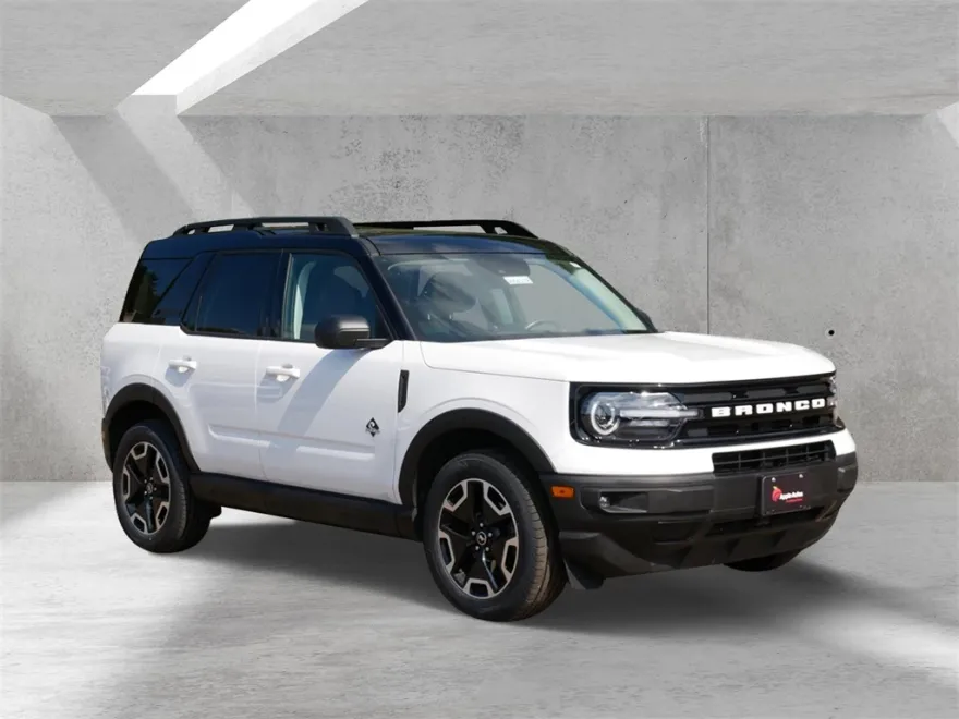 2022 Ford Bronco Sport Outer Banks photo 1