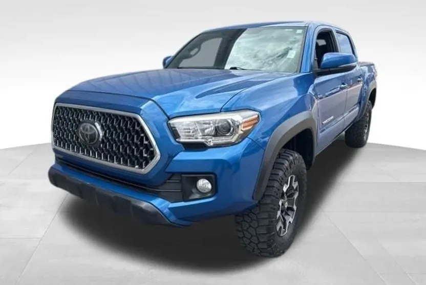 2018 Toyota Tacoma TRD Off-Road photo 1