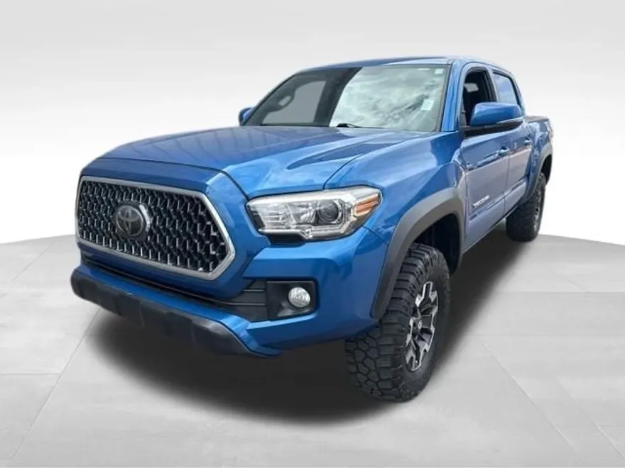2018 Toyota Tacoma TRD Off-Road photo 1