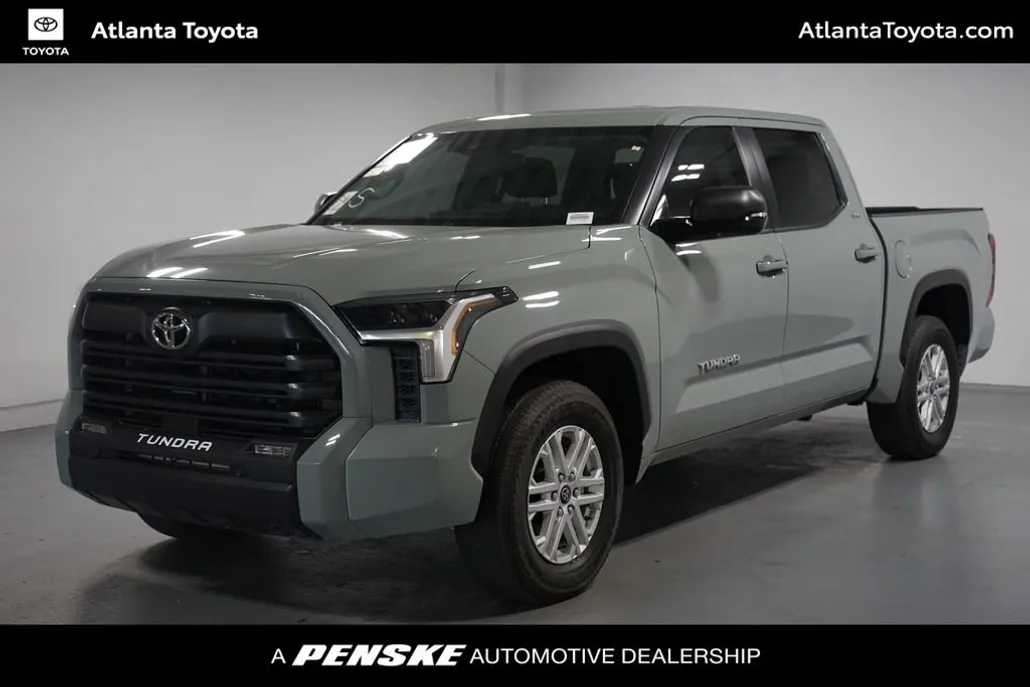 2024 Toyota Tundra SR5 CrewMax photo 1
