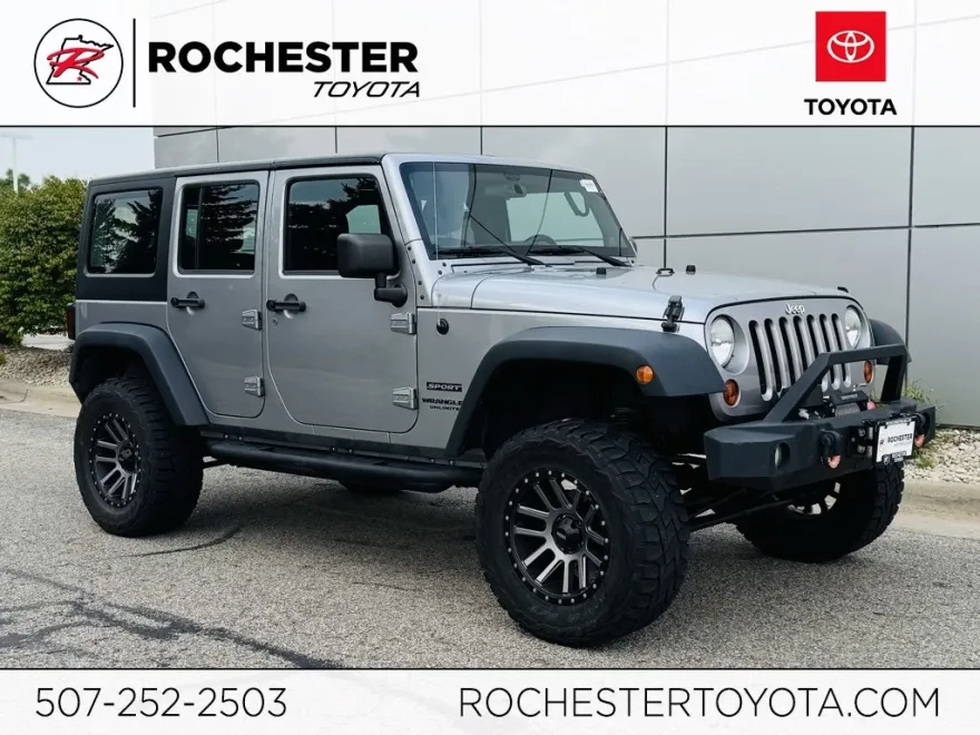 2013 Jeep Wrangler Unlimited Sport photo 1