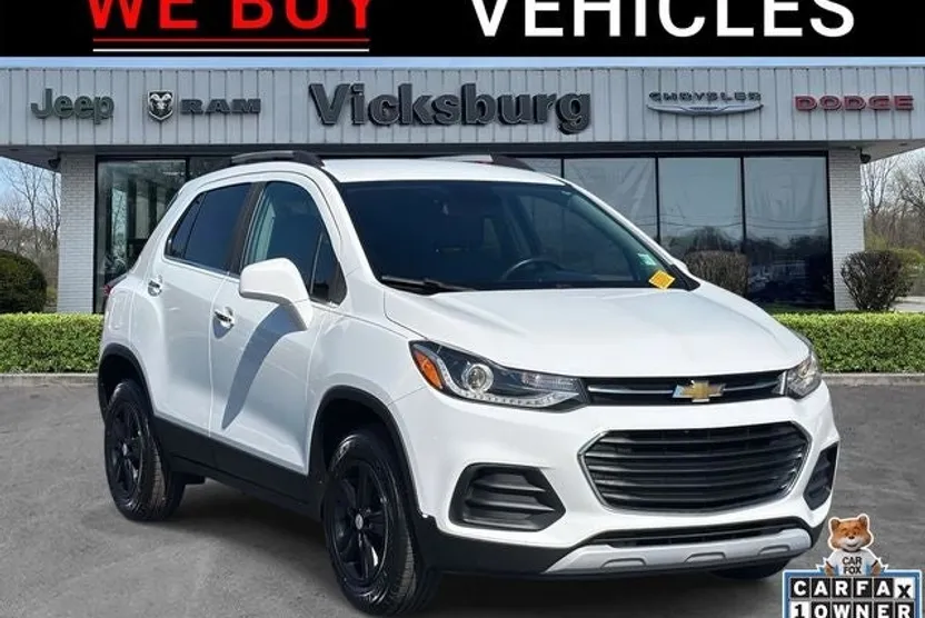 2017 Chevrolet Trax LT photo 1
