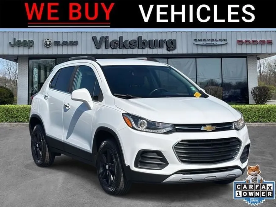 2017 Chevrolet Trax LT photo 1