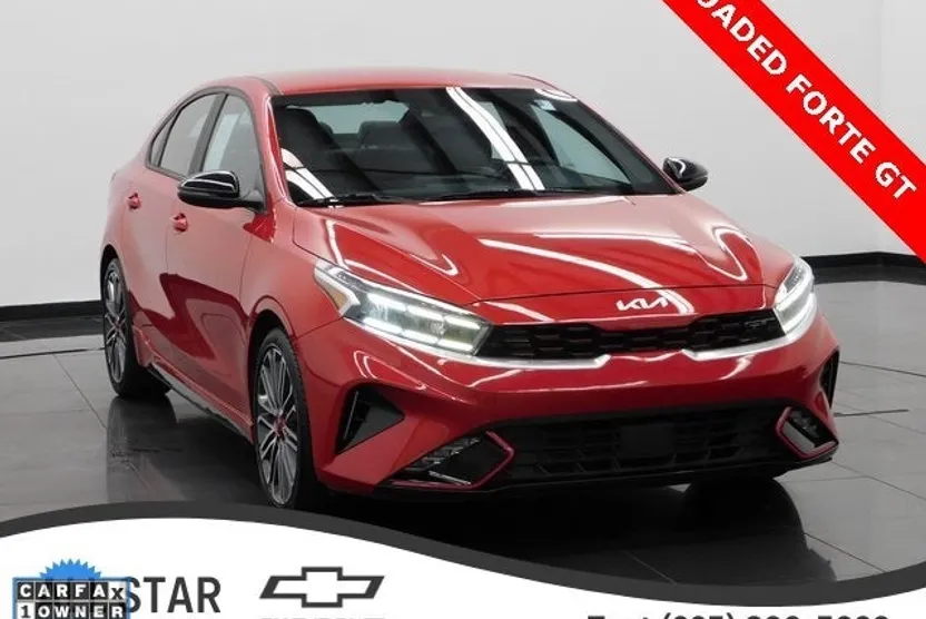 2023 Kia Forte GT photo 1