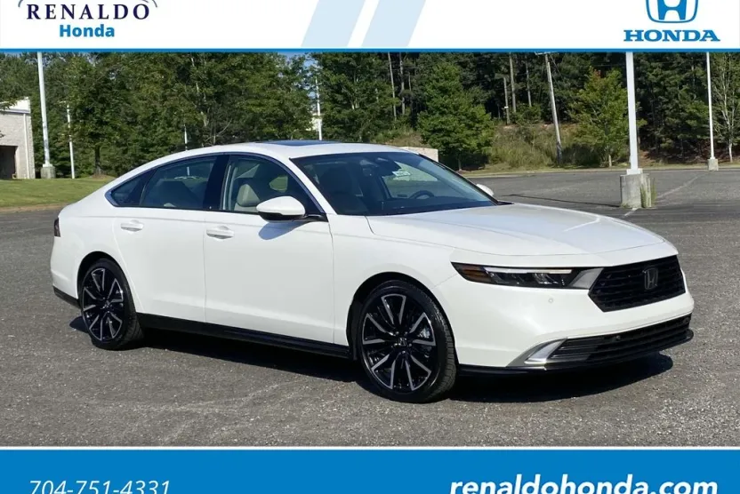 2025 Honda Accord Hybrid Touring photo 1