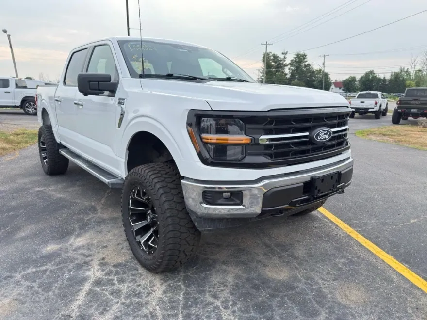 2024 Ford F-150 XLT photo 1