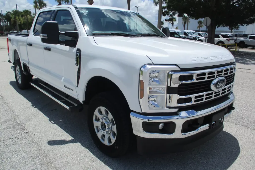 2024 Ford F-250 photo 1