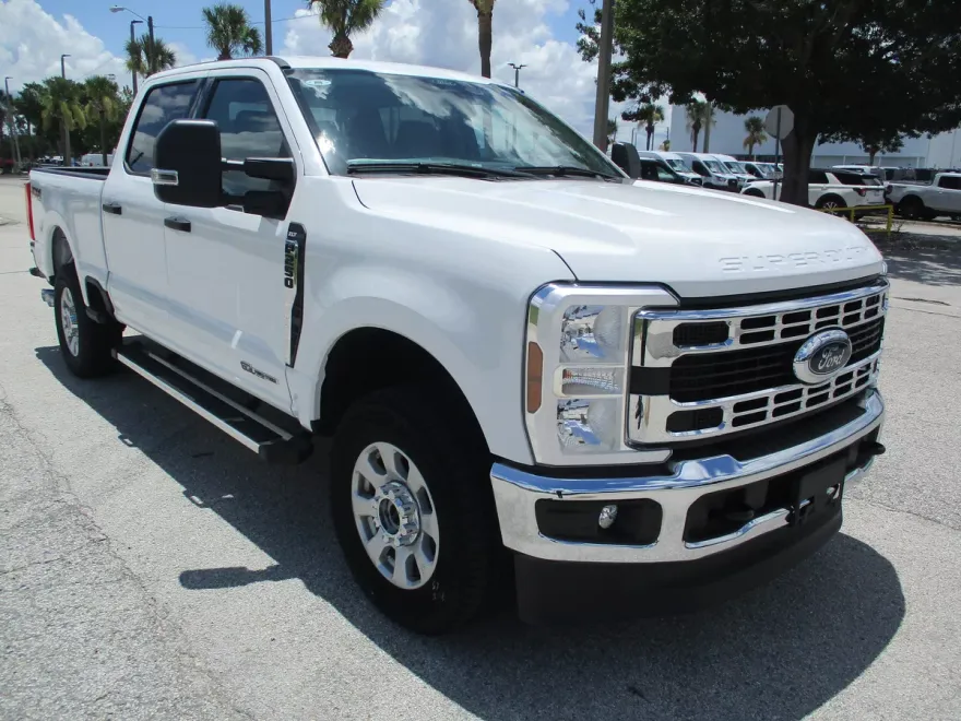 2024 Ford F-250 photo 1