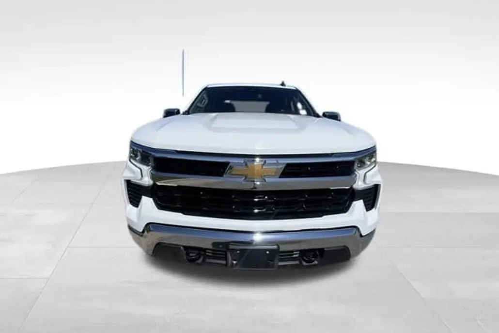 2023 Chevrolet Silverado 1500 LT photo 1