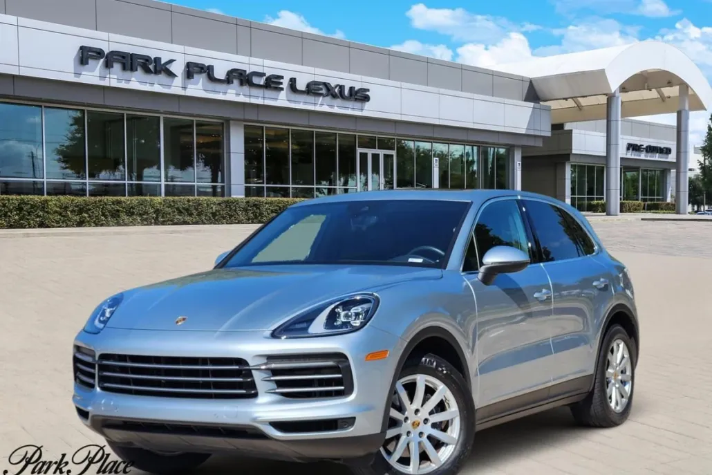2020 Porsche Cayenne photo 1