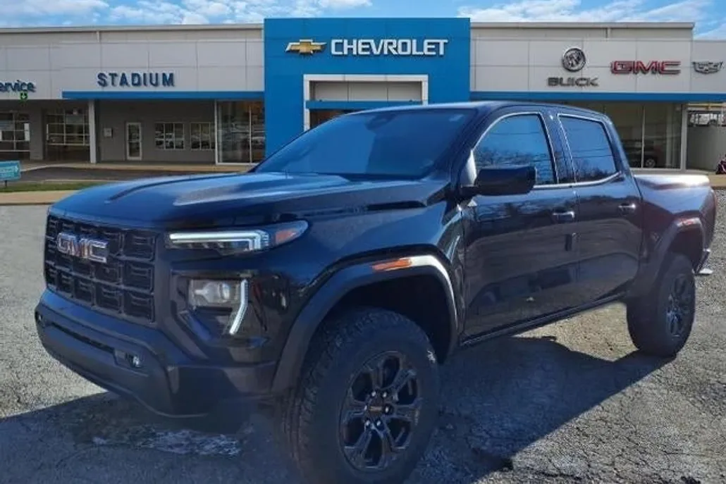 2025 Gmc Canyon Elevation photo 1