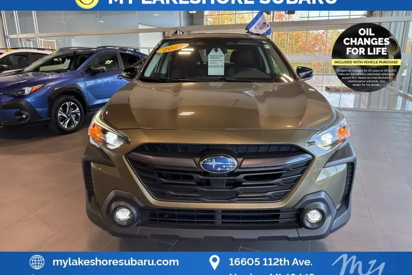 2023 Subaru Outback Premium photo 1