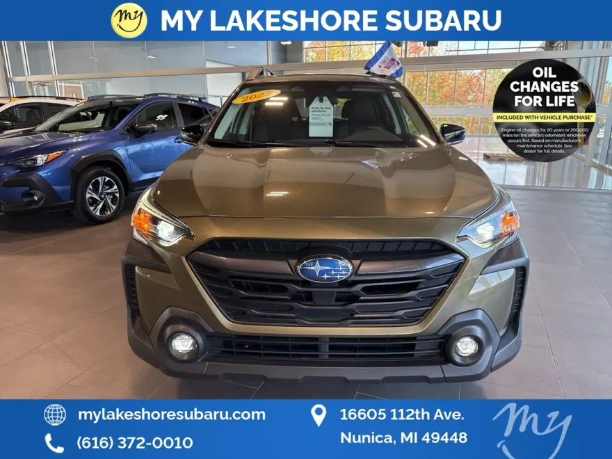 2023 Subaru Outback Premium photo 1
