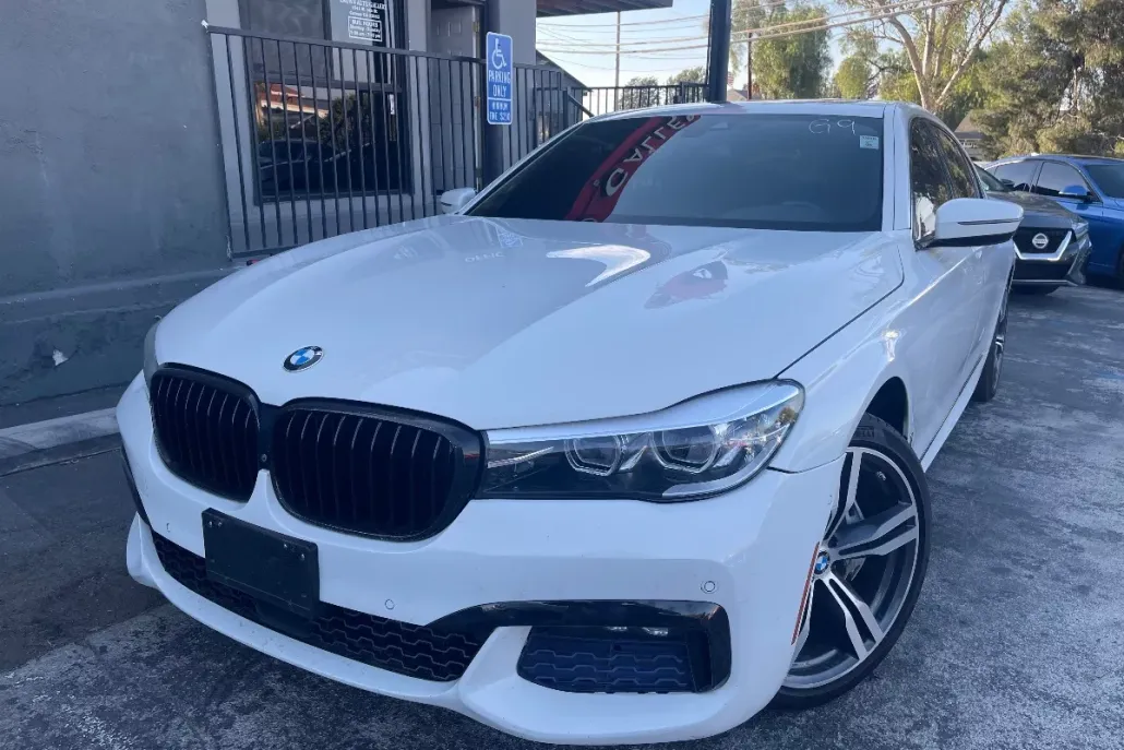 2016 Bmw 740i 7-series photo 1