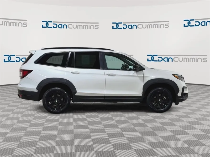 2022 Honda Pilot TrailSport photo 1