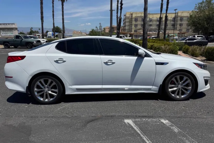 2015 Kia Optima Turbo photo 1