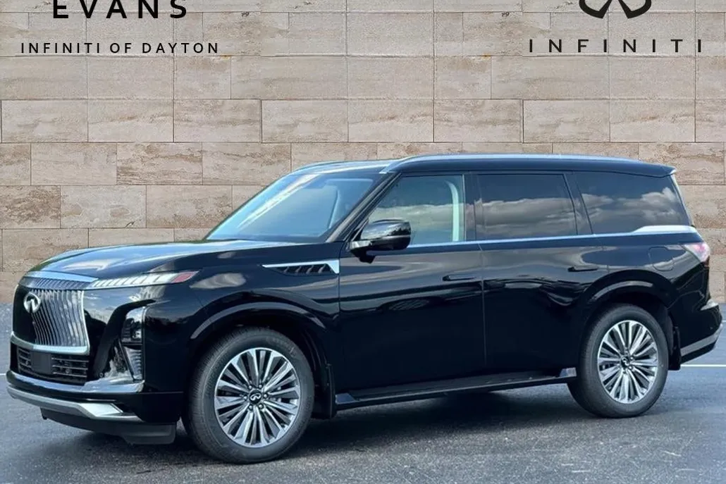 2026 Infiniti QX80 Luxe photo 1
