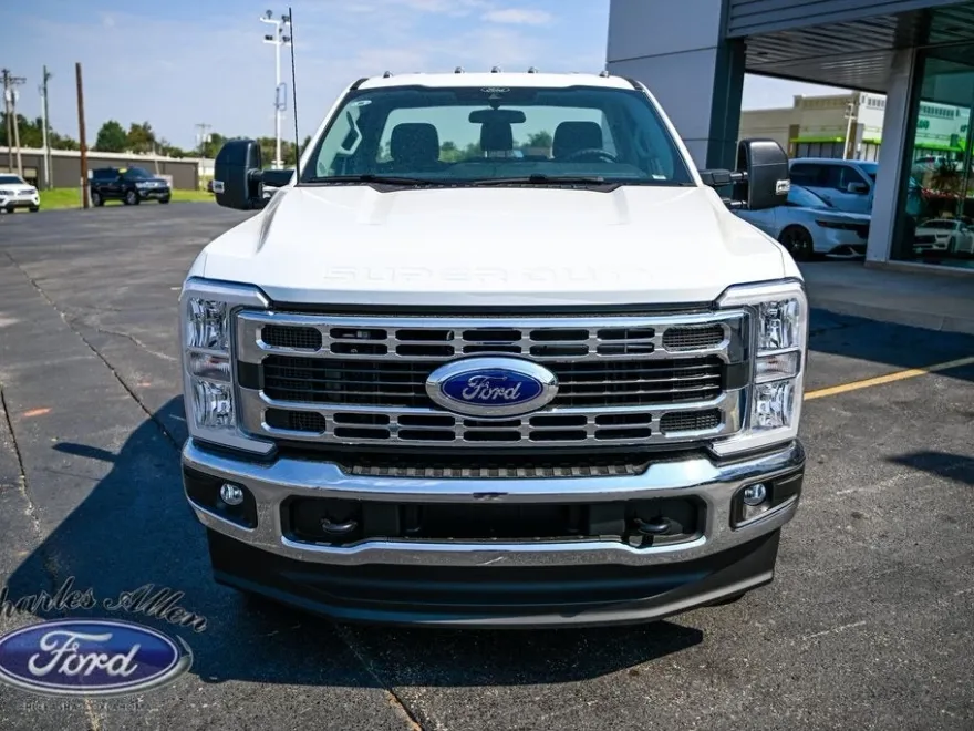 2026 Ford F-350 photo 1