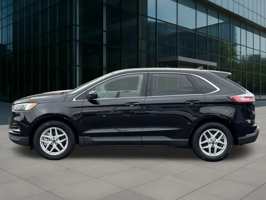 2022 Ford Edge SEL Sport photo 1