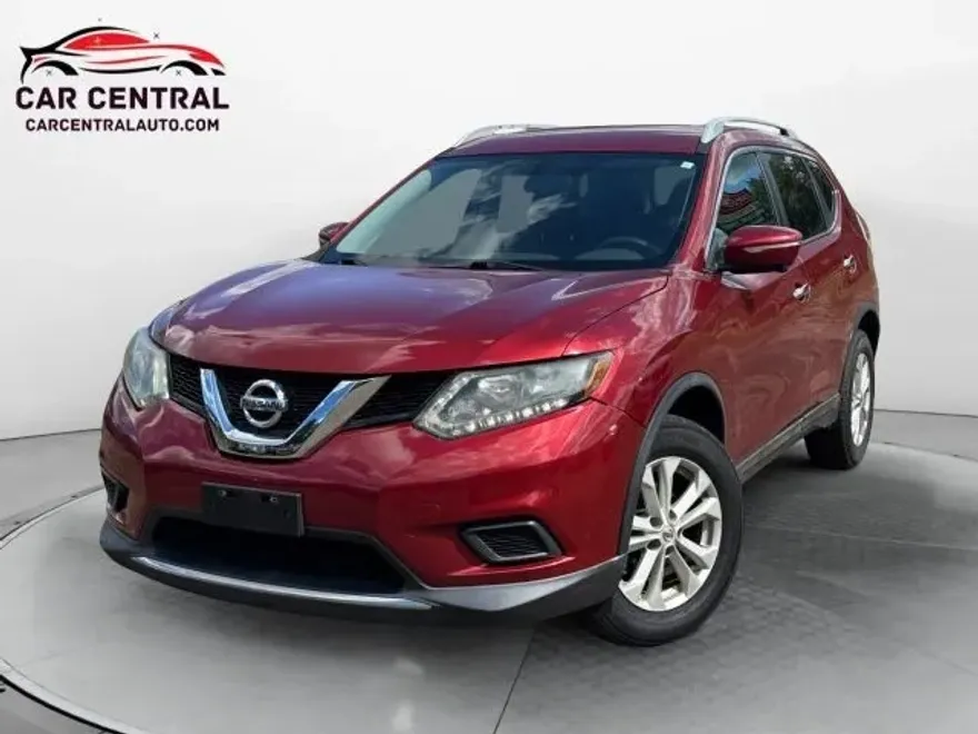 2014 Nissan Rogue SV photo 1