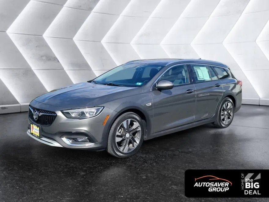 2018 Buick Regal TourX Preferred photo 1