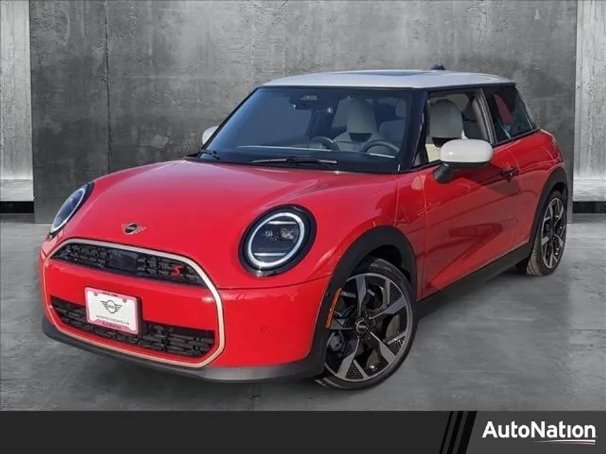 2025 Mini Cooper 2 Door Hardtop Signature photo 1
