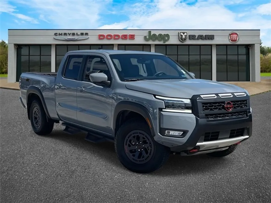 2025 Nissan Frontier PRO-4X photo 1