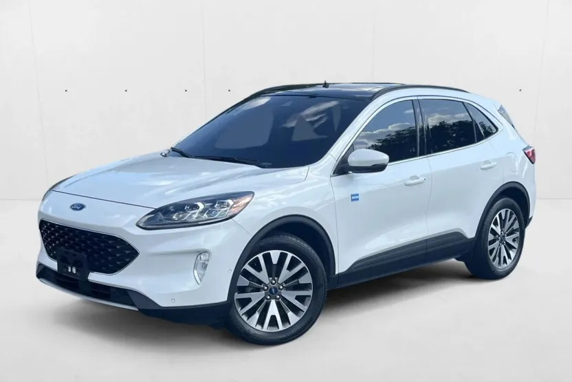 2020 Ford Escape Titanium photo 1