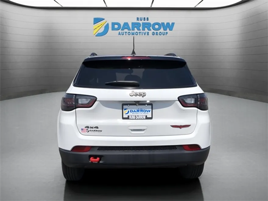 2022 Jeep Compass Trailhawk photo 1