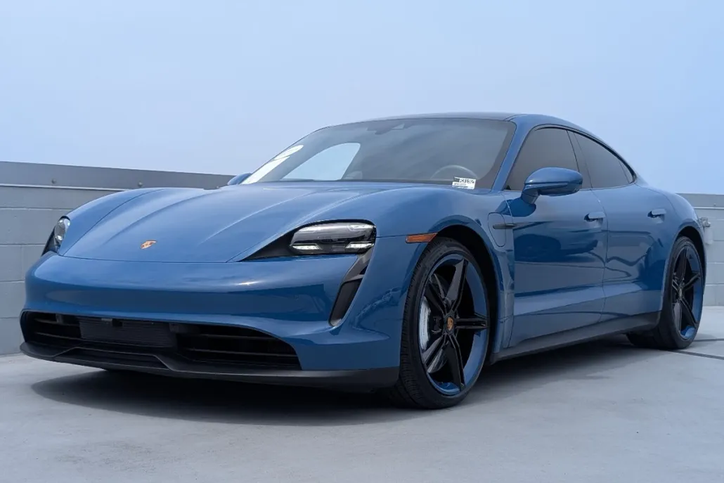 2021 Porsche Taycan 4S photo 1