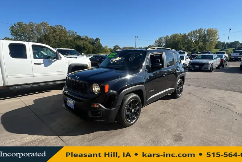 2015 Jeep Renegade Latitude photo 1