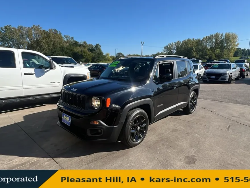 2015 Jeep Renegade Latitude photo 1