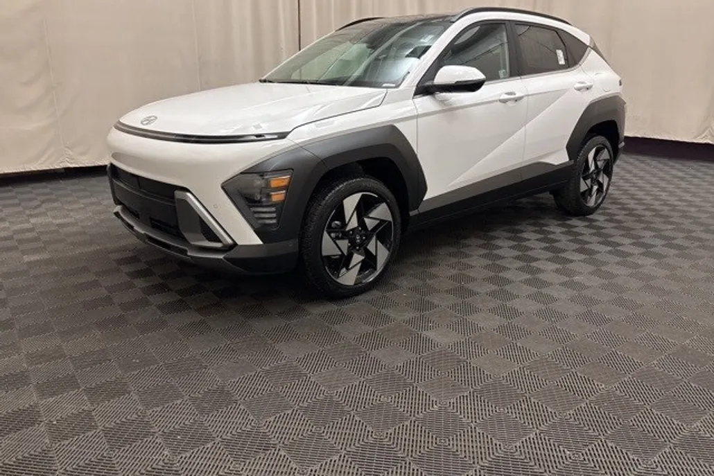 2024 Hyundai Kona Limited photo 1