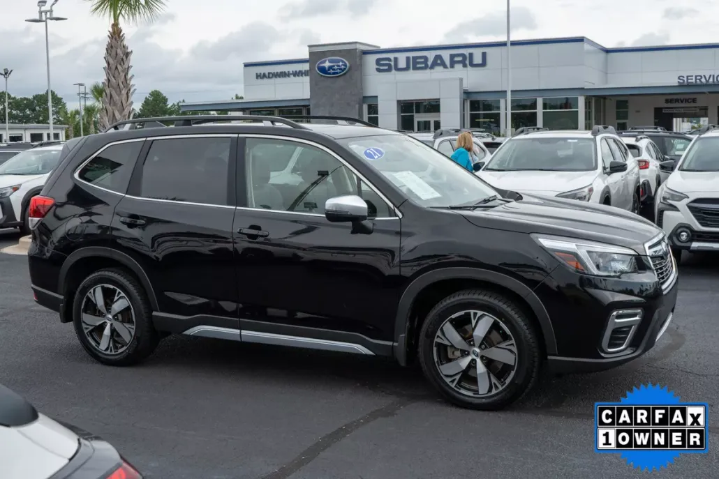 2021 Subaru Forester Touring photo 1