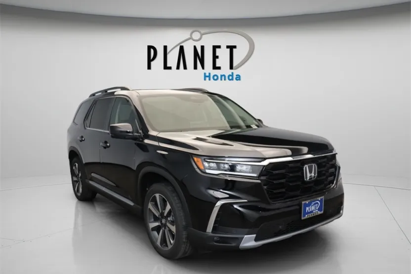 2025 Honda Pilot Touring photo 1