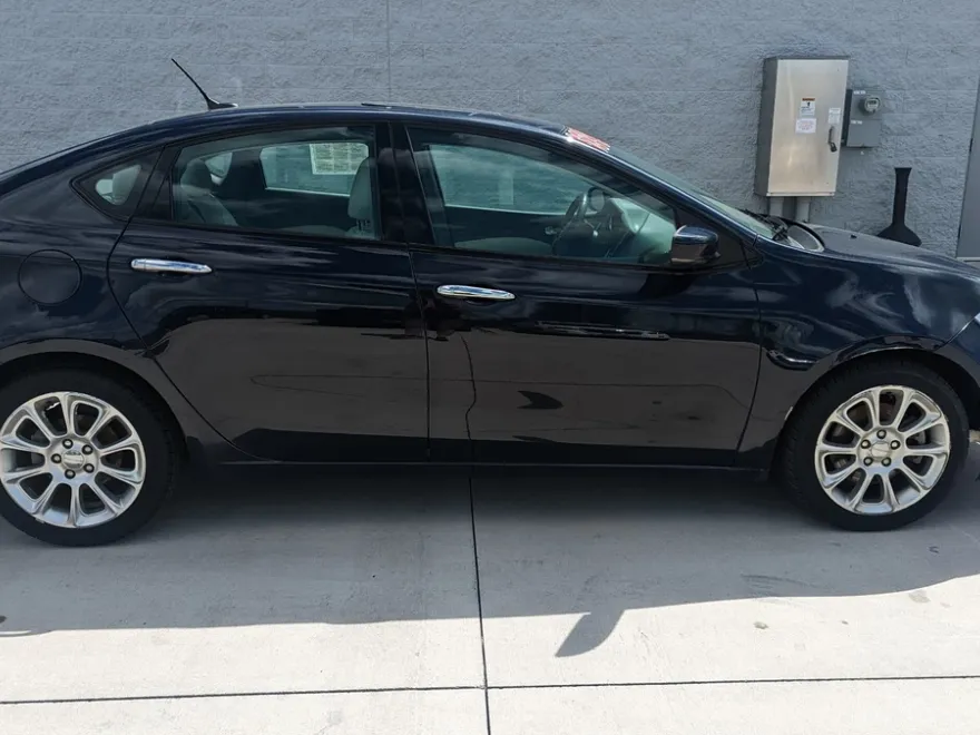 2013 Dodge Dart Limited photo 1