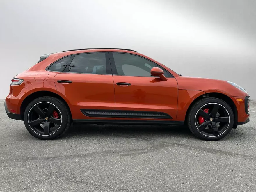 2023 Porsche Macan S photo 1