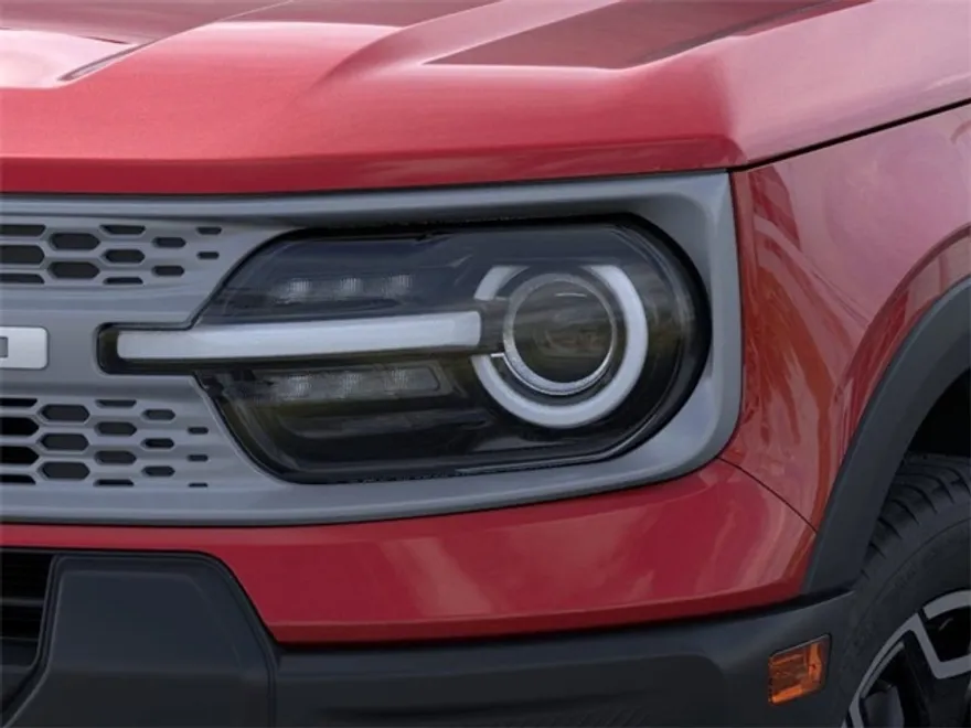 2025 Ford Bronco Sport Outer Banks photo 1
