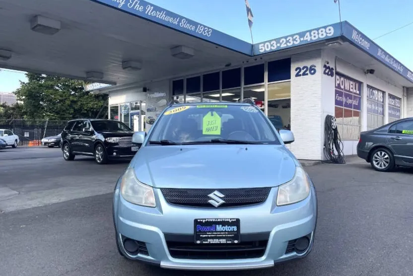 2009 Suzuki SX4 photo 1