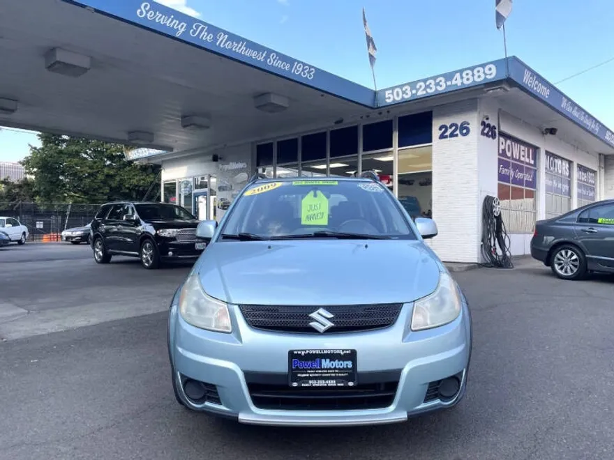 2009 Suzuki SX4 photo 1