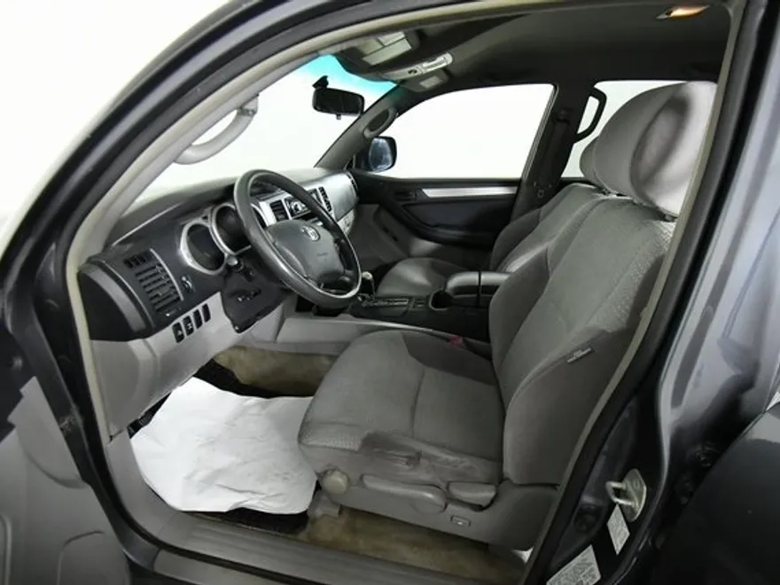 2003 Toyota 4Runner SR5 photo 1