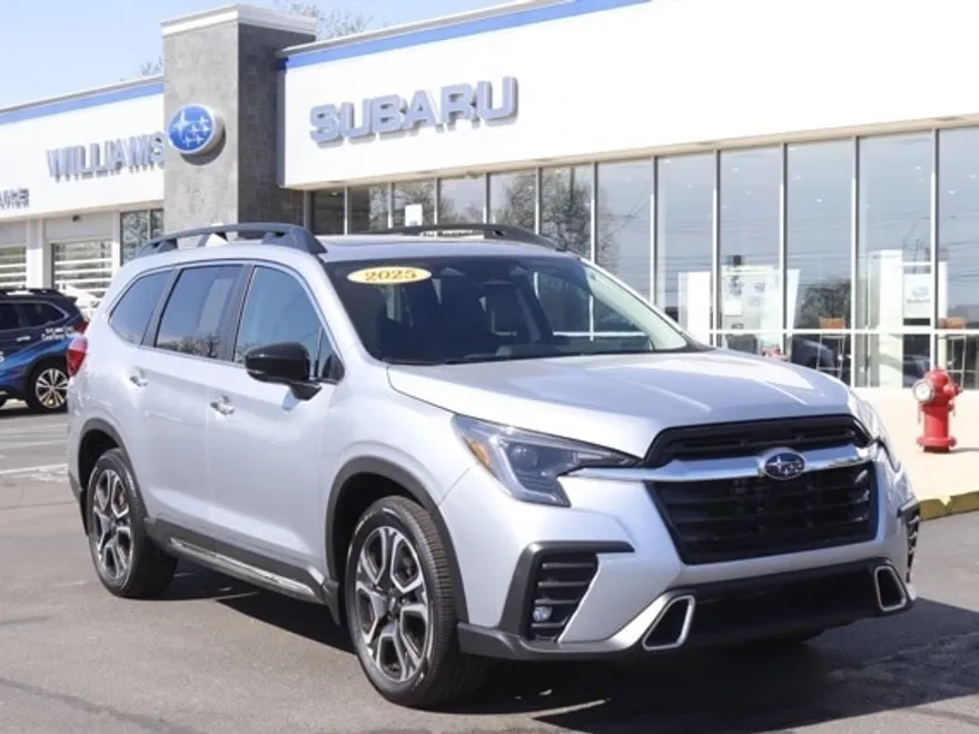 2025 Subaru Ascent Touring photo 1